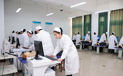 成都2020年衛(wèi)校都有什么專(zhuān)業(yè)適合女生 成都2020年衛(wèi)校都有什么專(zhuān)業(yè)適合女生