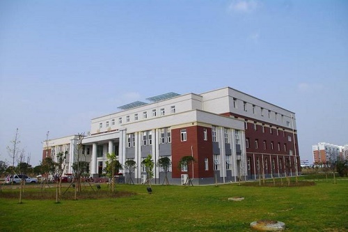 成都空乘類職業(yè)學校招初中生嗎 成都空乘類職業(yè)學校招初中生嗎