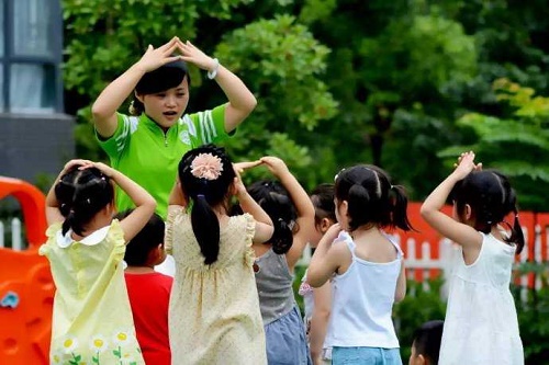 女孩上技校學(xué)什么專業(yè)好 女孩上技校學(xué)什么專業(yè)好