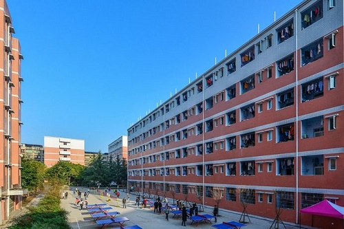 遂寧市電力工程職業(yè)技術學校2021年報名條件有哪些