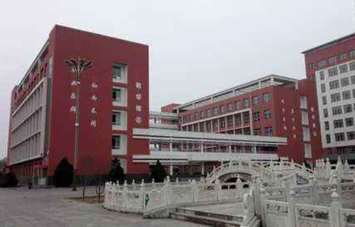 報(bào)讀高鐵職業(yè)學(xué)校需要滿足哪些基本條件 報(bào)讀高鐵職業(yè)學(xué)校需要滿足哪些基本條件